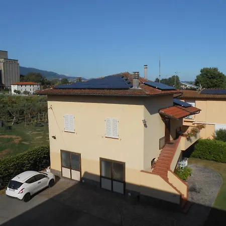 Orsi Holiday home Lucca